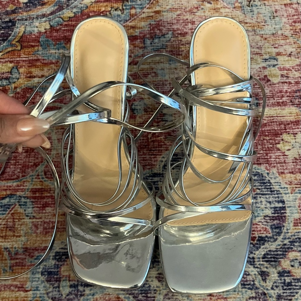 Metallic Silver Strappy Womens Heels Size 9 *WORN ONCE* (See All Photos)